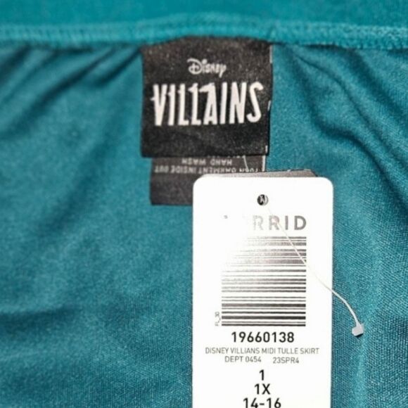 TORRID DISNEY RETRO VILLIANS COLLECTION Midi SKULL TULLE SKIRT 1X - Picture 9 of 16